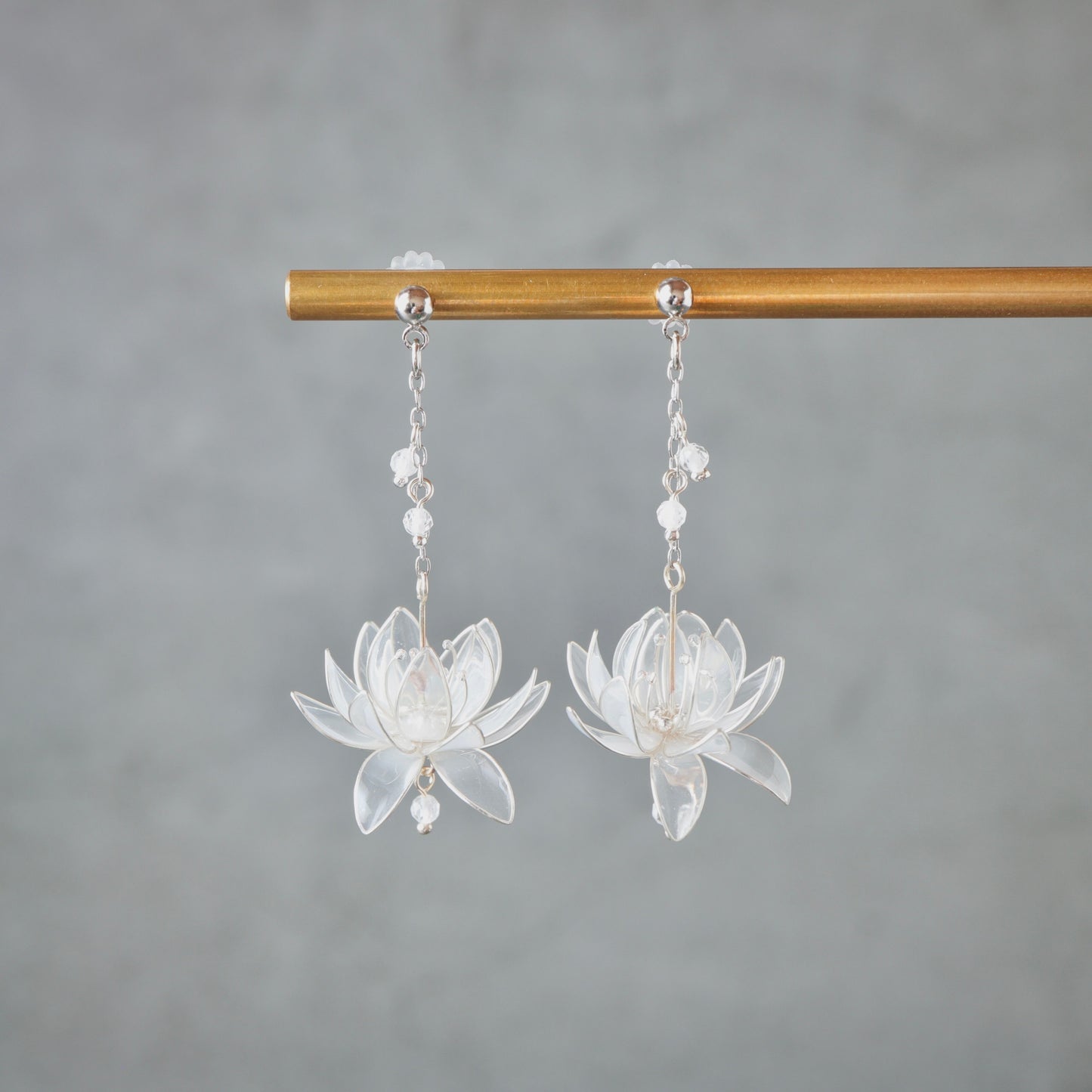 Water Lily – Silver –