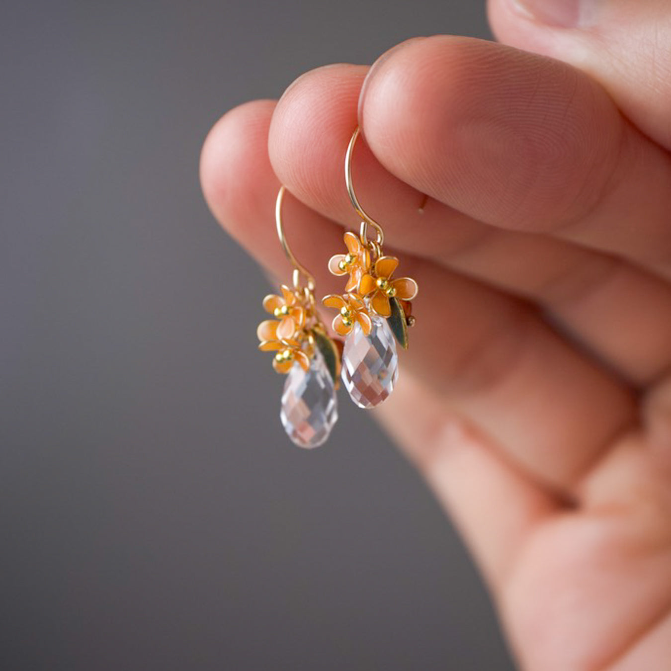 Fragrant Olive with Crystal Drop | 14kgf