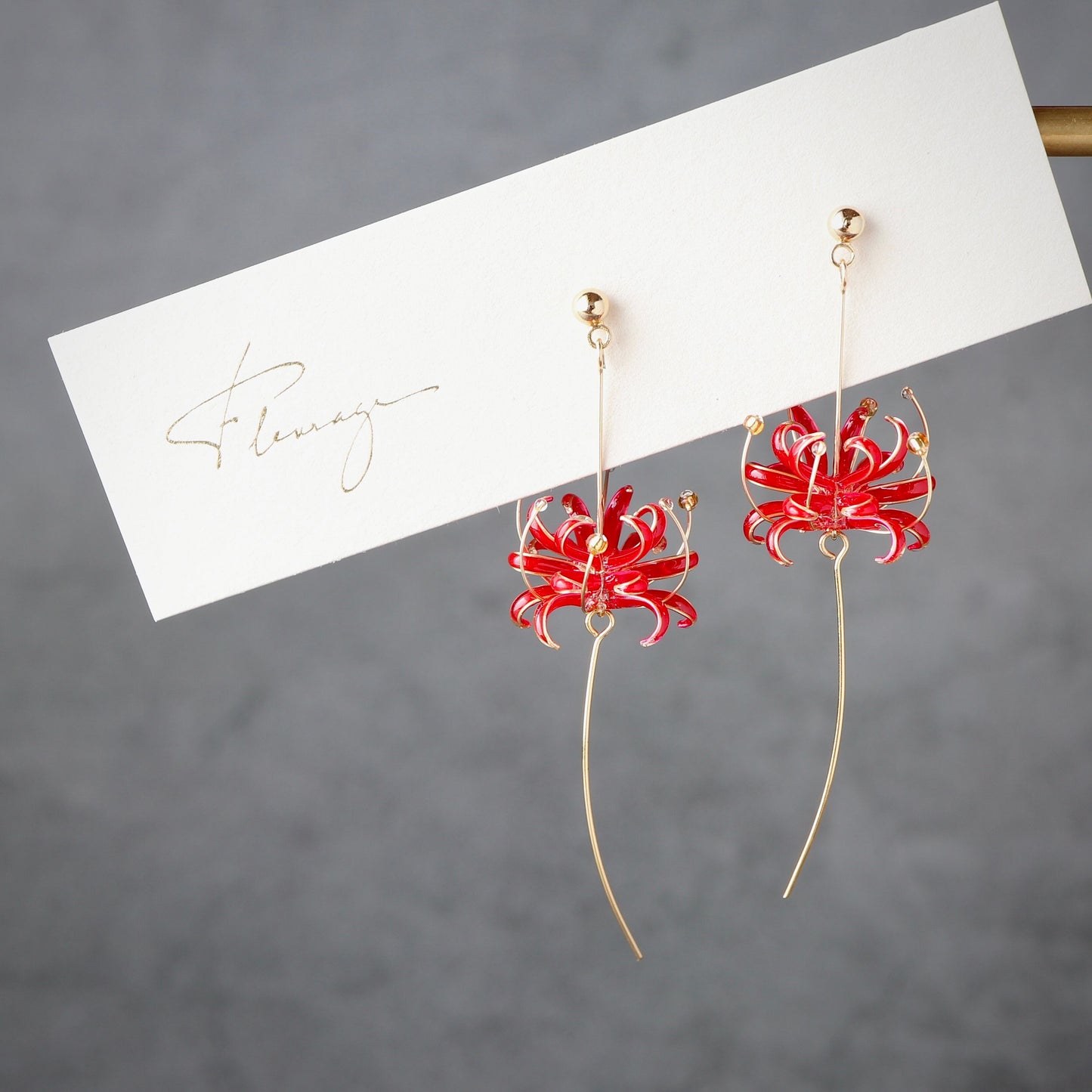 Lily in the Autumn Breeze | spider lily jewelry