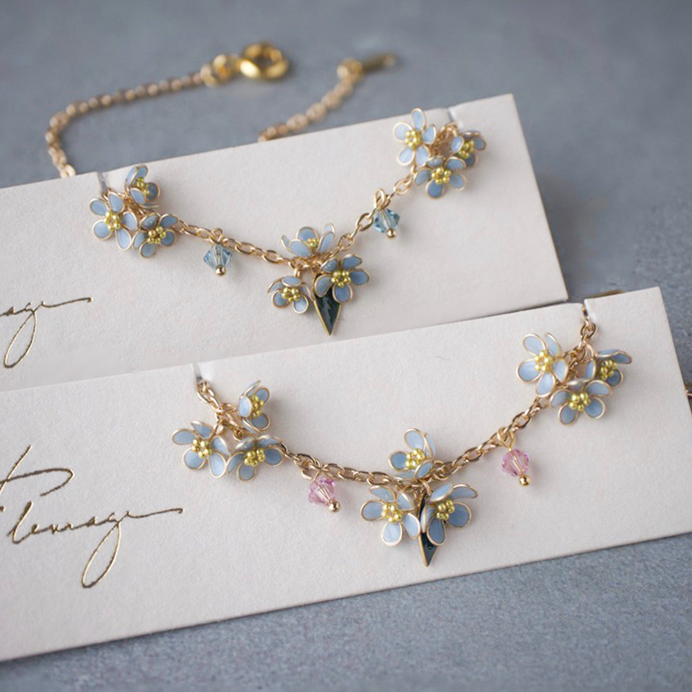 Scattered Little Forget-Me-Not | Flower Bracelet