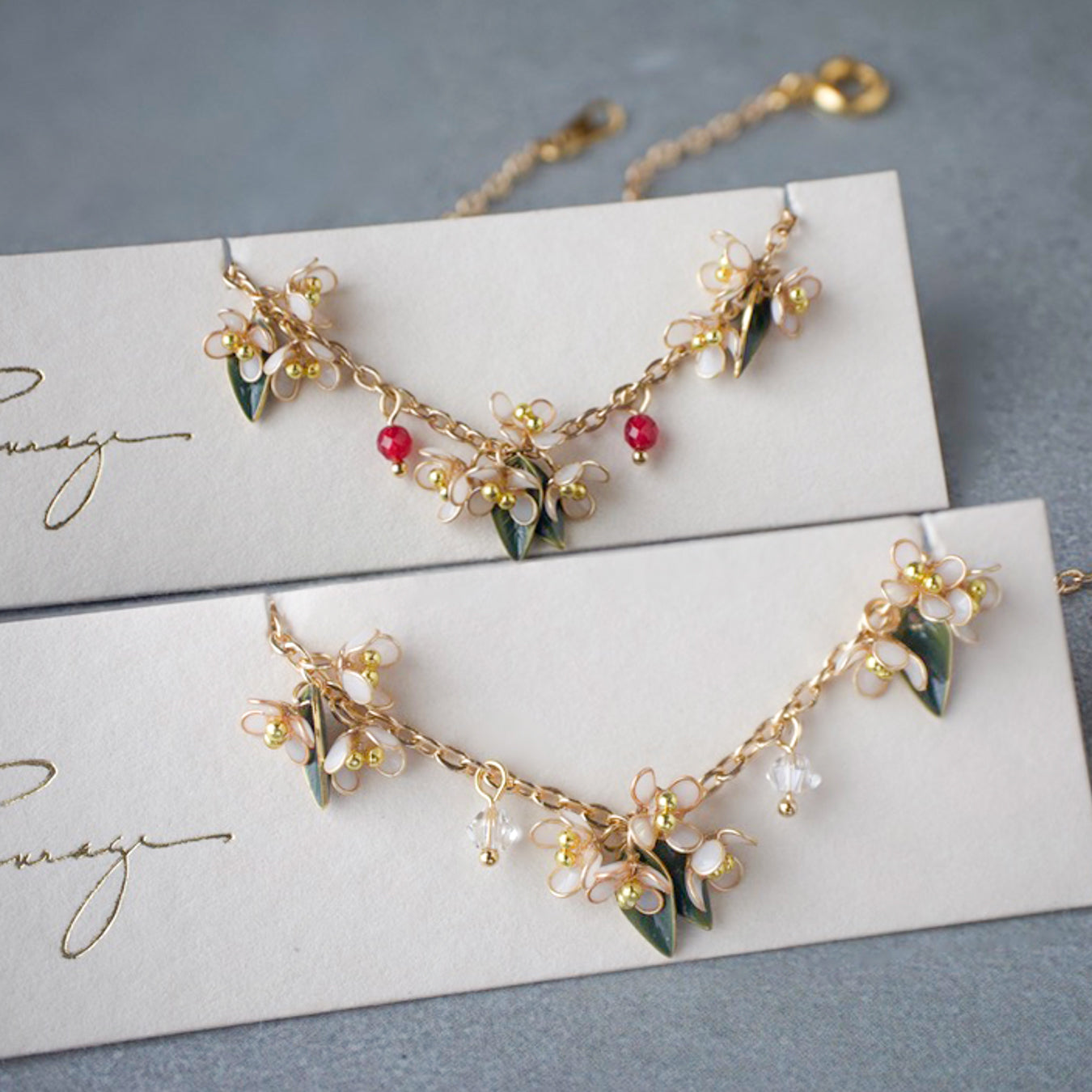Scattered Little Holly Blossom | Flower Bracelet
