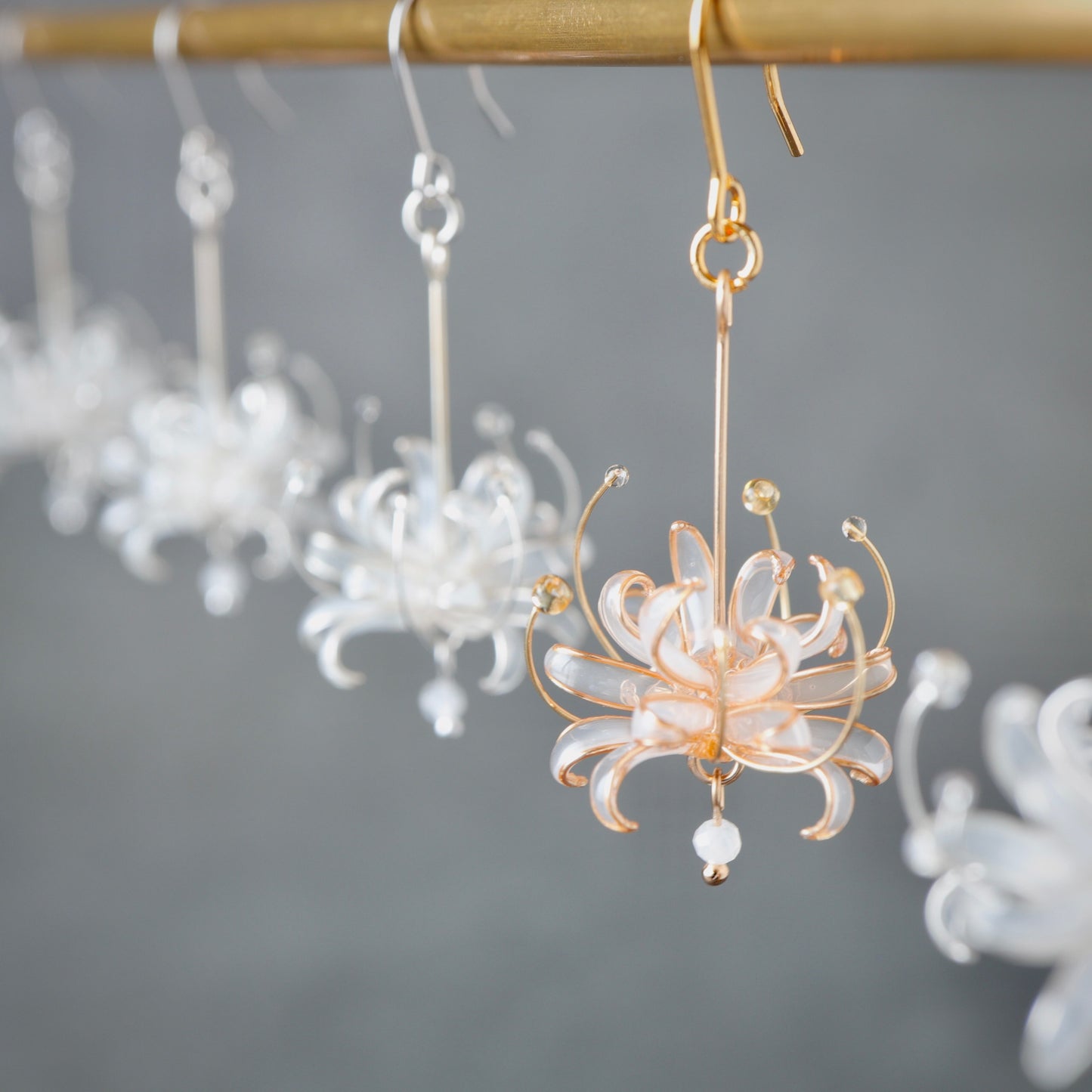 曼殊沙華"Gold" | spider lily jewelry