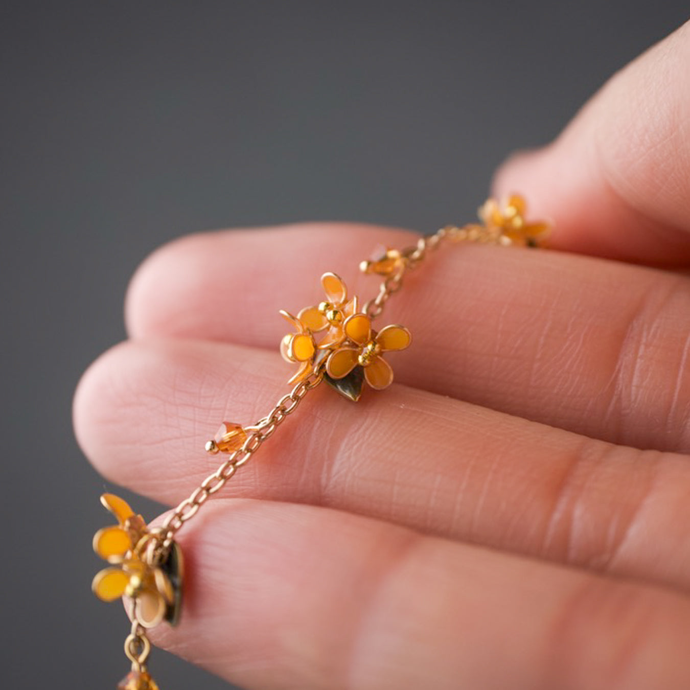 Scattering Blossoms of Osmanthus | Flower Bracelet