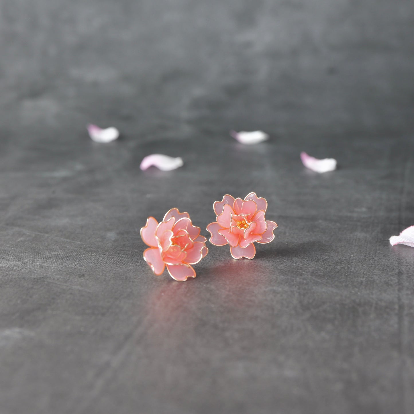 Yaezakura −Cherry blossom−