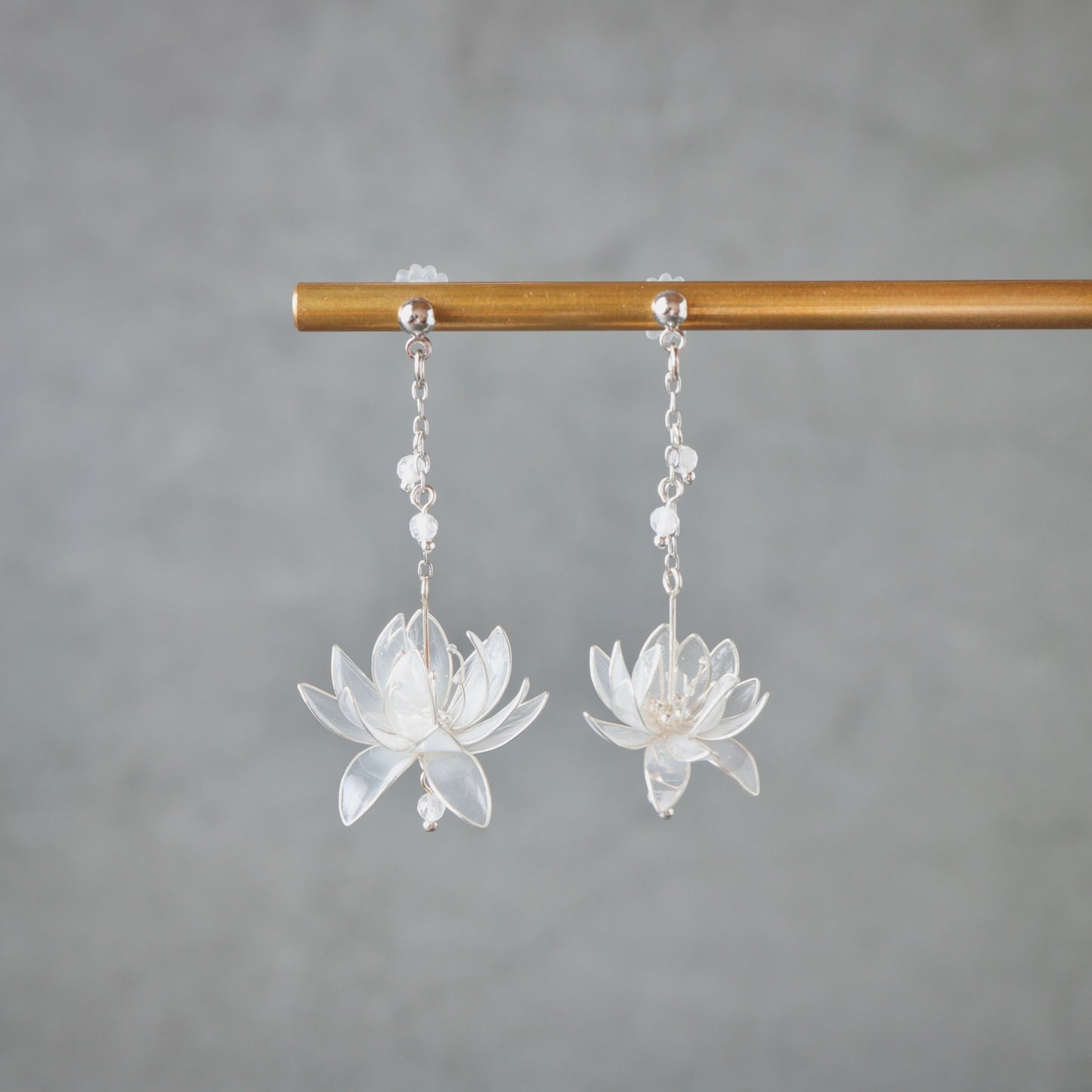 Water Lily – Silver –