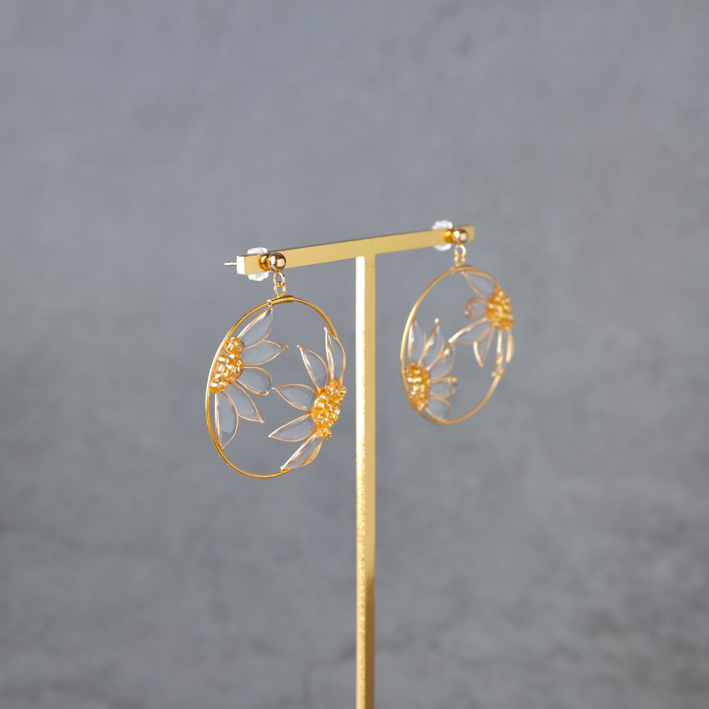 Sunflower within a Frame – Gold –