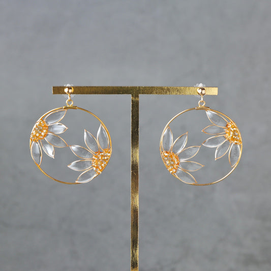 Sunflower within a Frame – Gold –