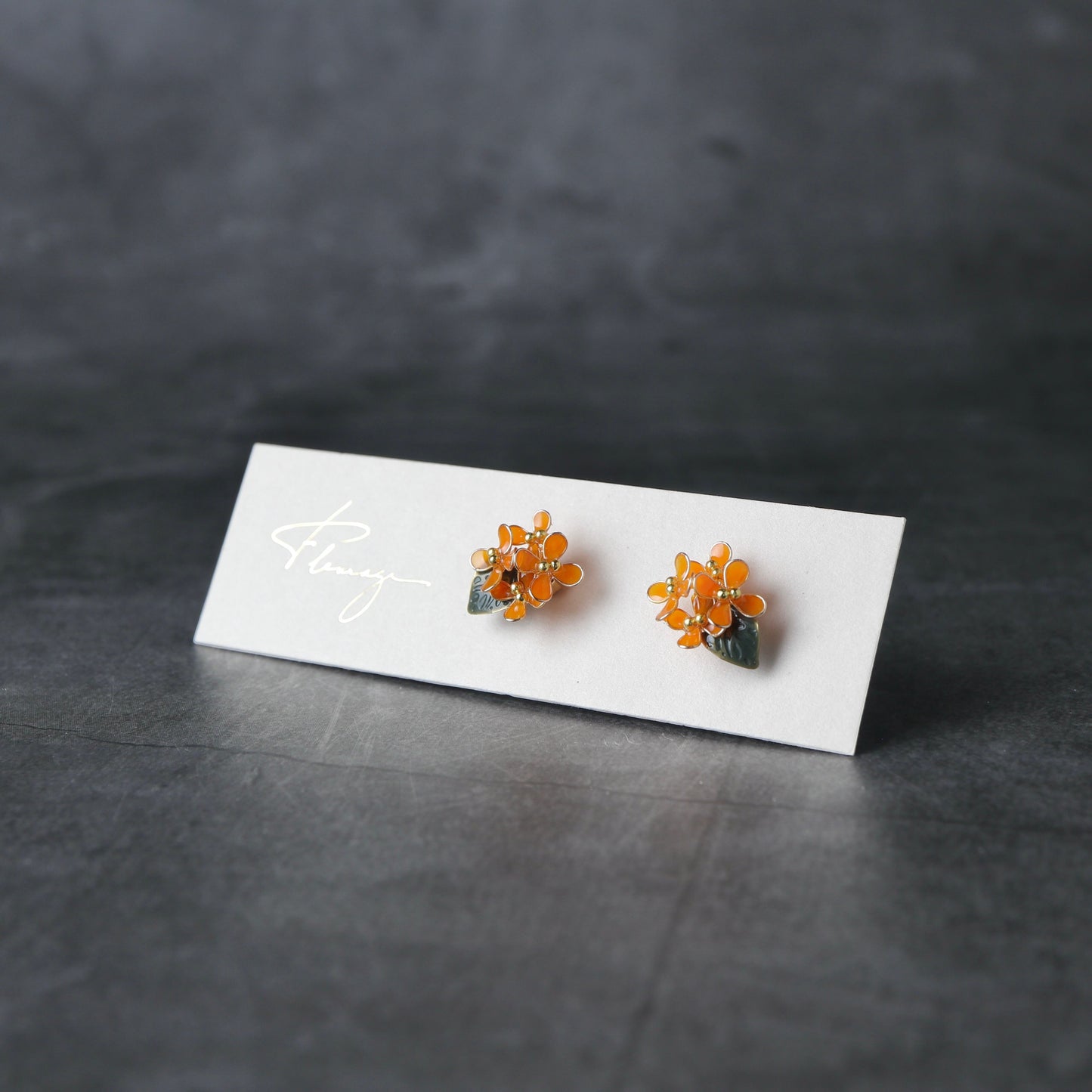 Fragrant Olive (Kinmokusei) Bouquet