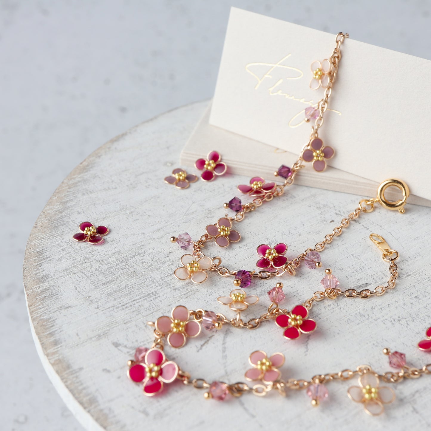 Scattered Blooms of Alyssum | Flower Bracelet