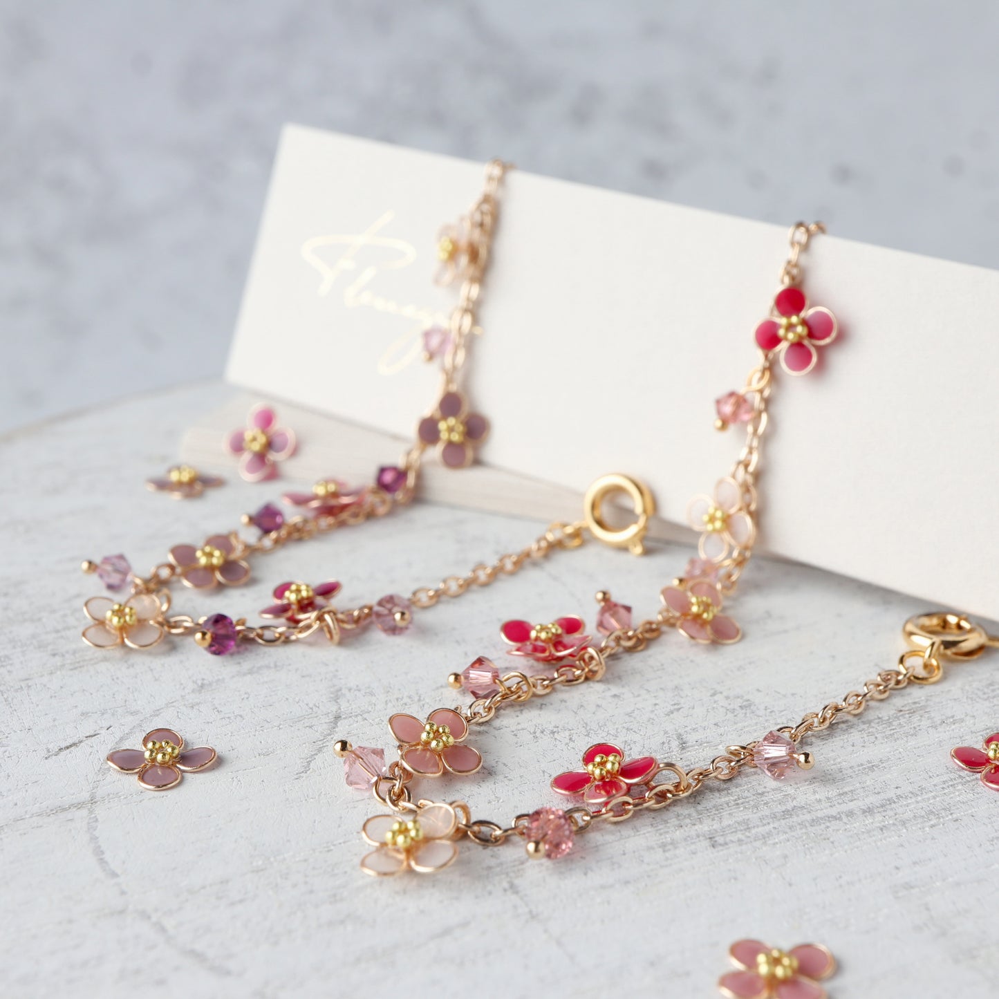 Scattered Blooms of Alyssum | Flower Bracelet