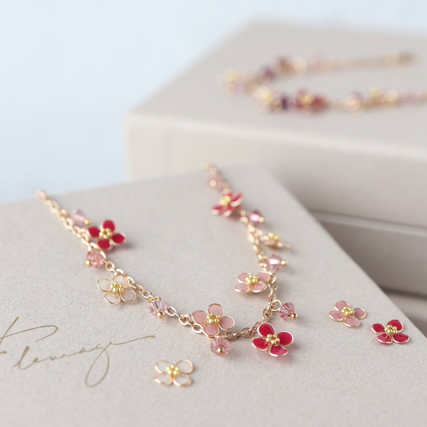 Scattered Blooms of Alyssum | Flower Bracelet