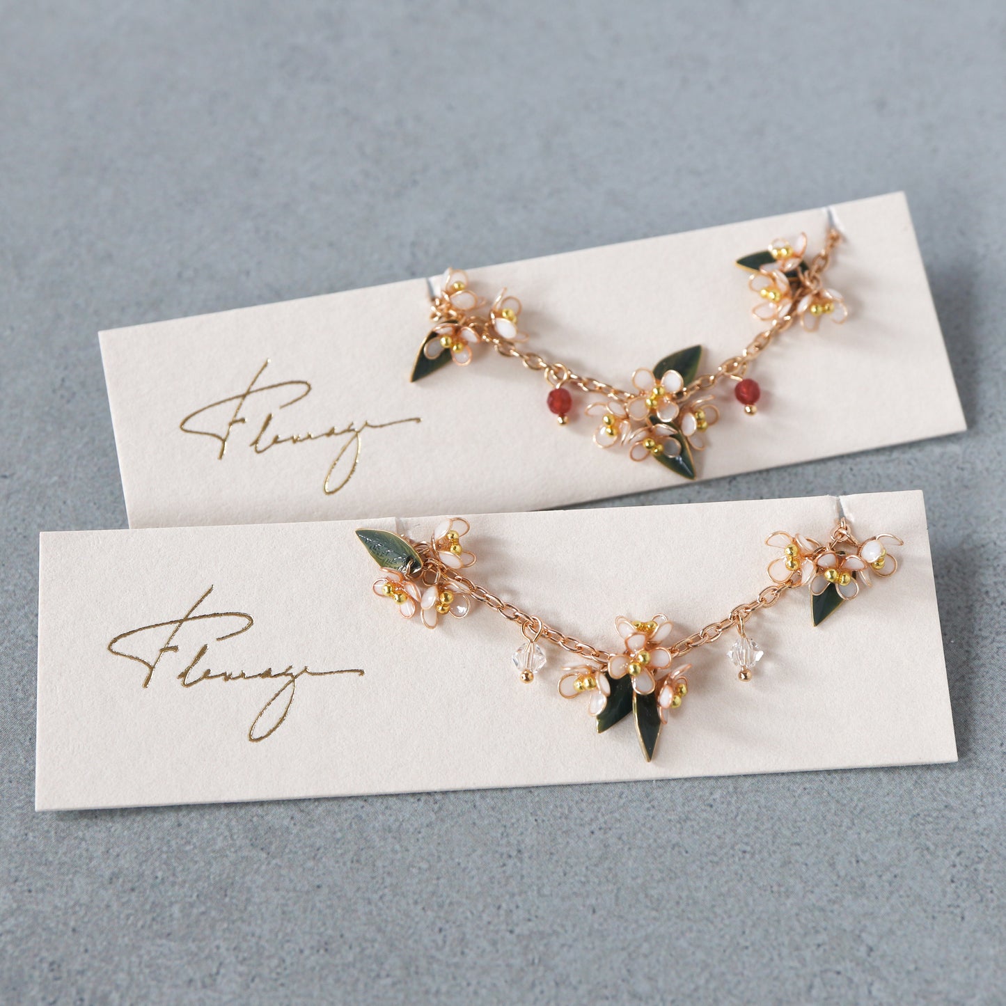 Scattered Little Holly Blossom | Flower Bracelet