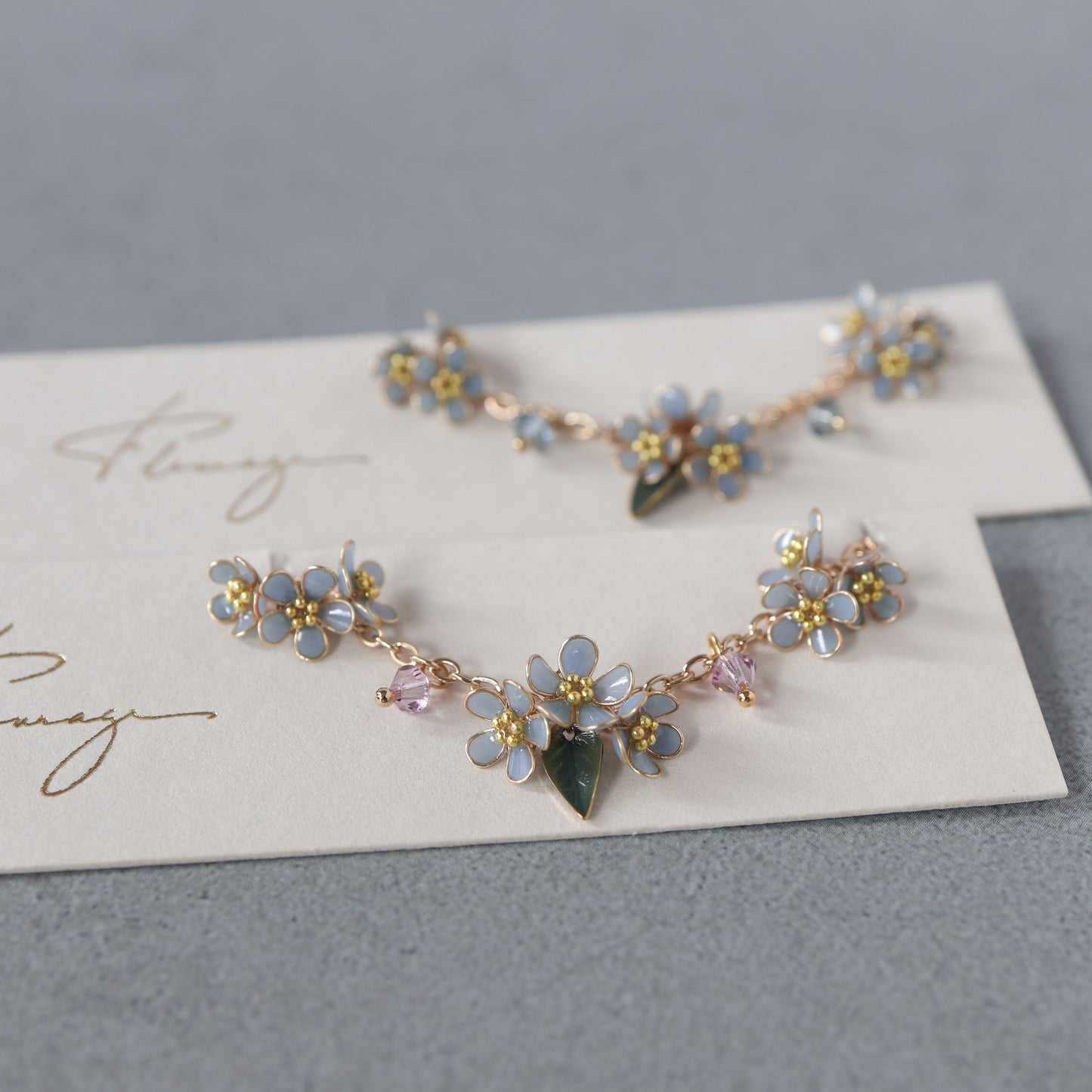 Scattered Little Forget-Me-Not | Flower Bracelet