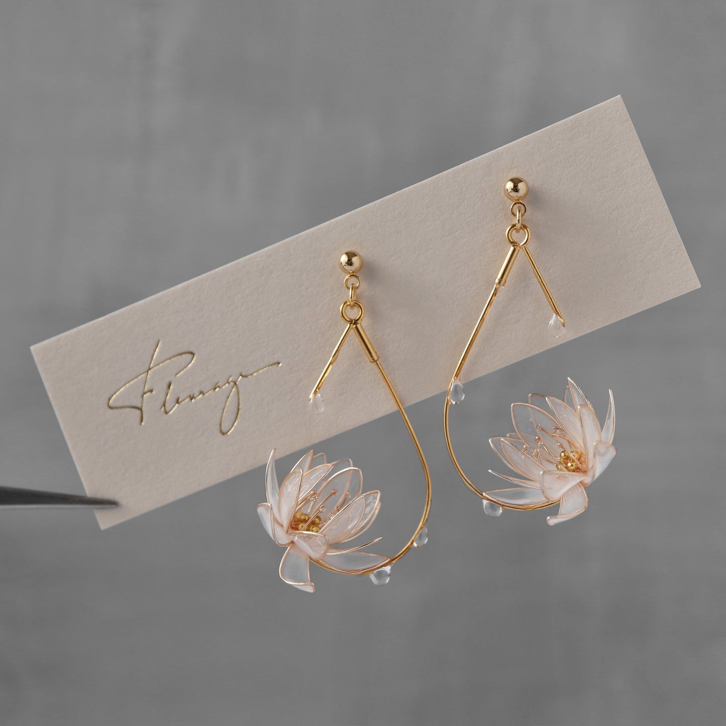 Water Lily on Still Waters – Gold,Silver –