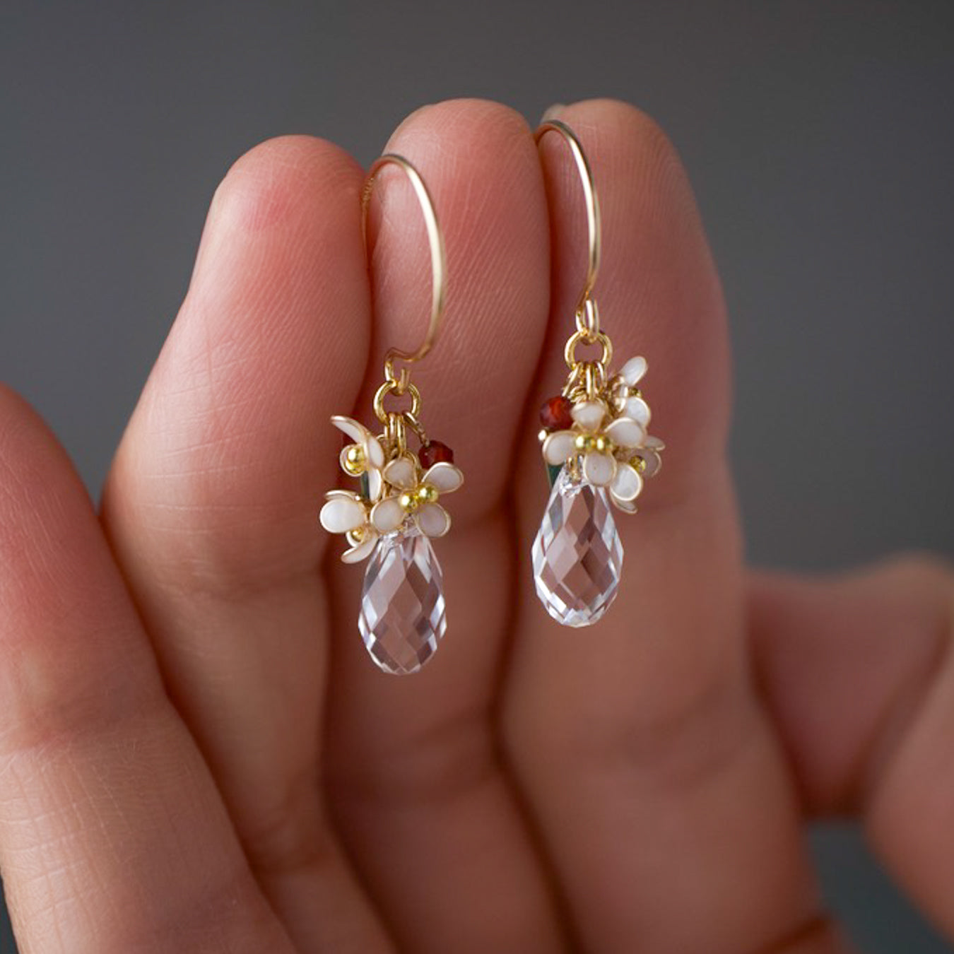Holly Blossom with Crystal Drop | 14kgf