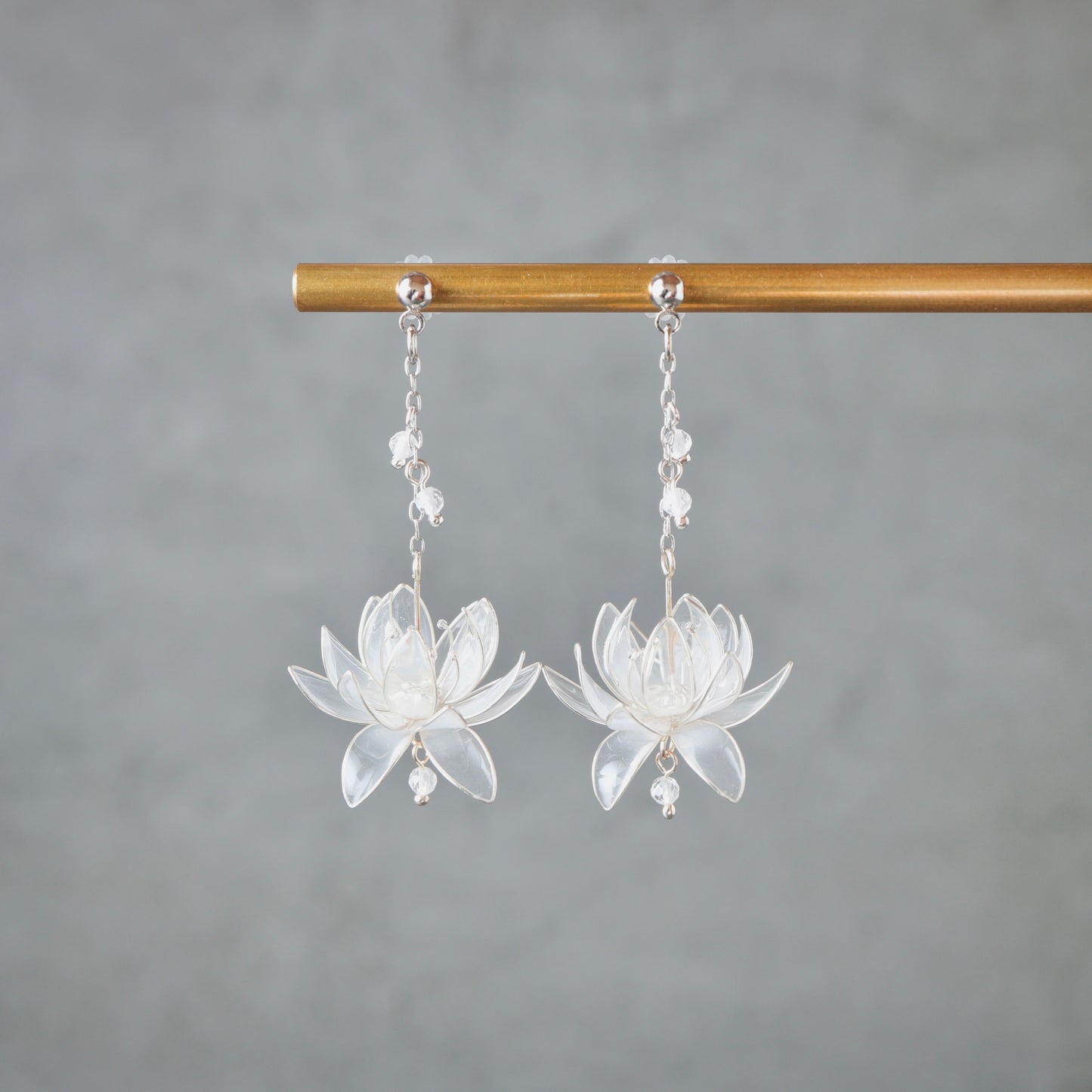 Water Lily – Silver –