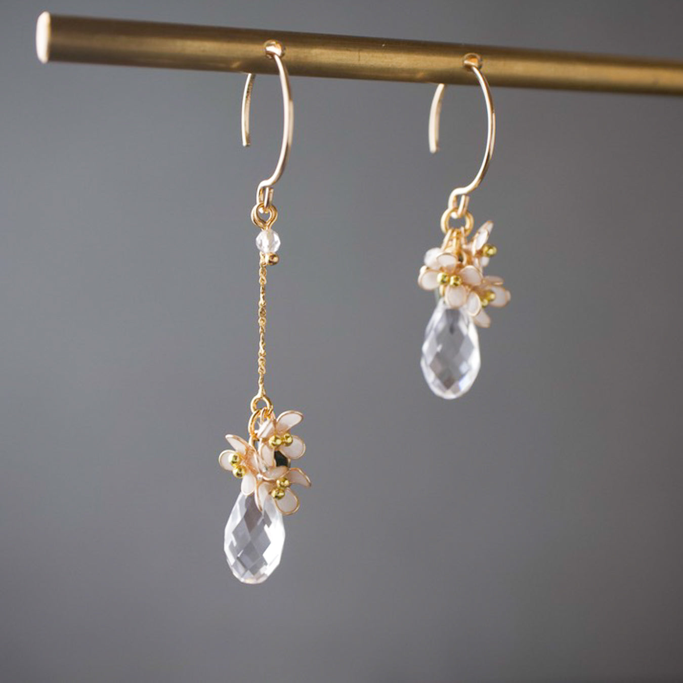 Holly Blossom with Crystal Drop | 14kgf